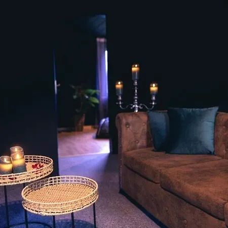 Apartamento Erwachsenenhotel Bdsm Emotion Mit Privater Sauna 4*