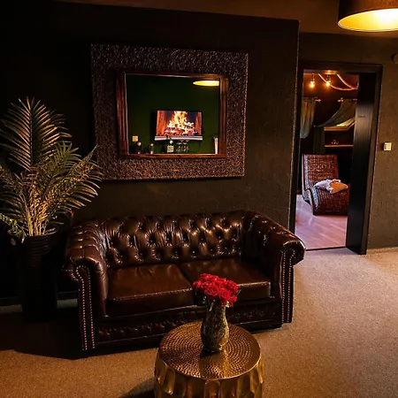 Apartment Emotion Apartments- Bdsm Apartment Mit Privater Sauna (Adults Only) Vlotho