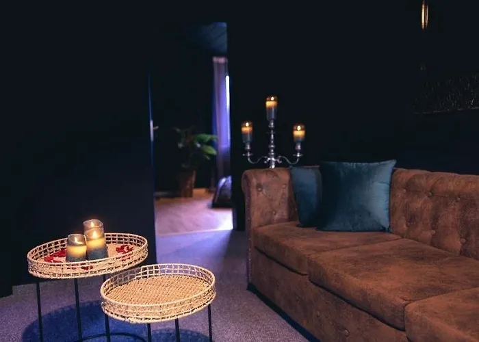 Appartement Erwachsenenhotel Bdsm Emotion Mit Privater Sauna 4*